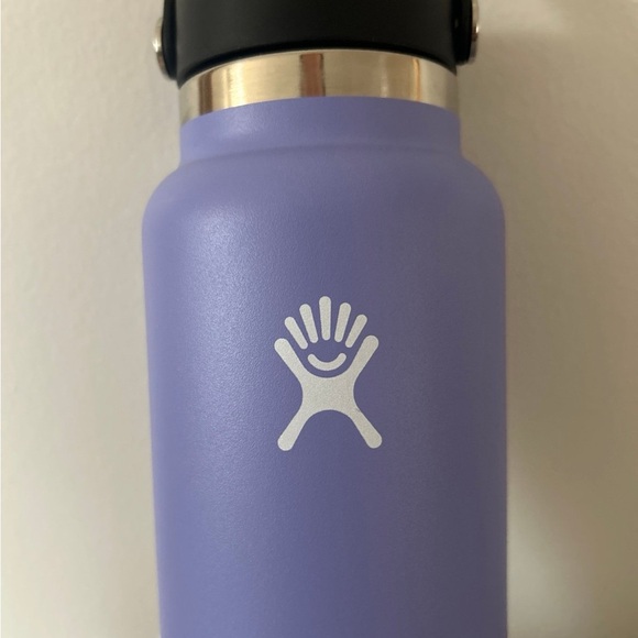 Hydro Flask Wide Mouth 32 oz - Picture 4 of 9